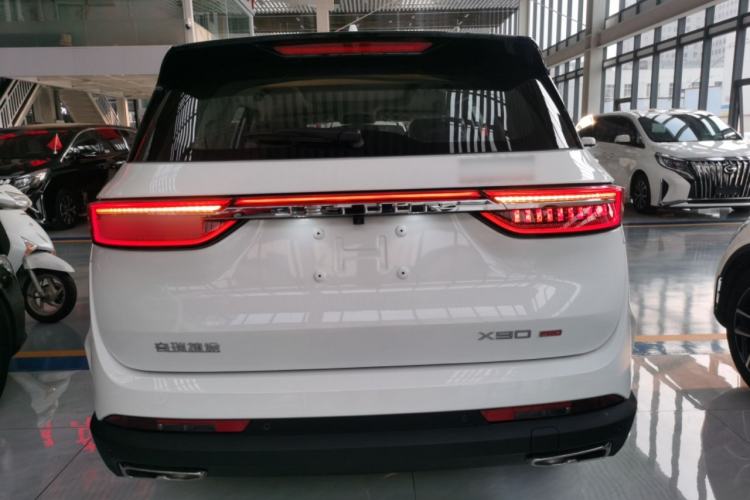 Used JETOUR X90 PRO 2024 1.6T DCT Luxury Edition 7-Seater
