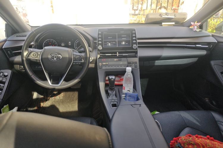 Used Toyota Avalon 2019 2.5L Touring Premium Version China V Standard Center Console