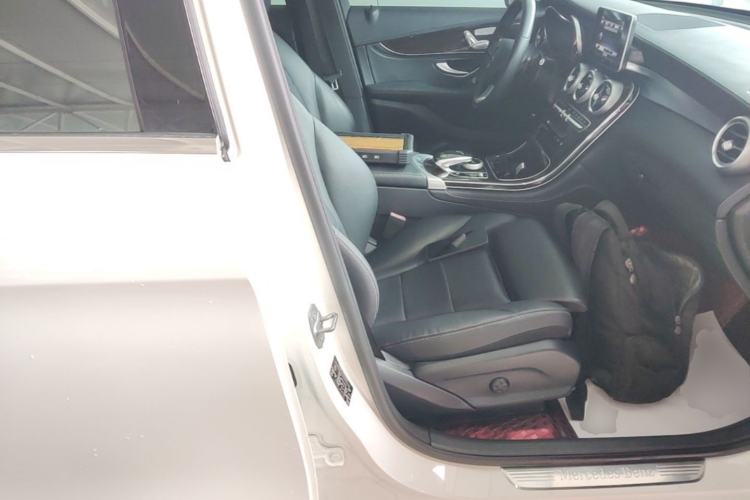 Used Mercedes-Benz GLC 2018 GLC 260 4MATIC Luxury Model