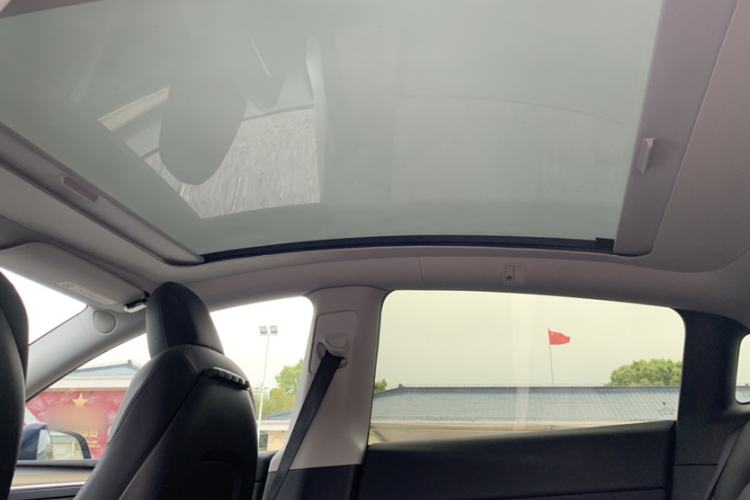 Used Tesla Model Y 2021 Long-Range All-Wheel-Drive Version