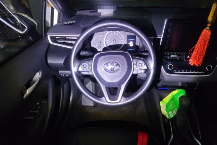 Used Toyota Levin 2019 185T CVT Luxury Edition China VI Standard Steering Wheel