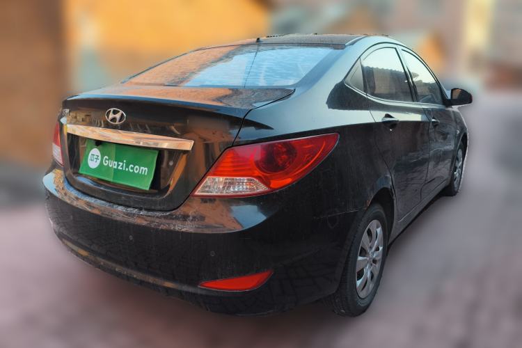 Used Hyundai Verna (older generation) 2010 Sedan 1.4L Manual Standard GL Model