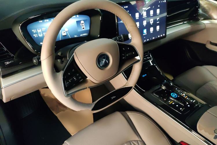 Used BYD Han 2025 EV 605KM Prestige Model
