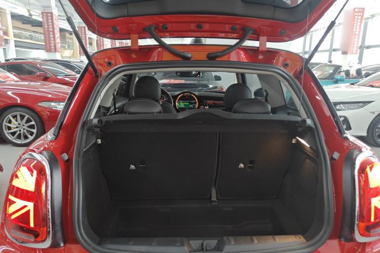 Used MINI 2021 1.5T COOPER Classic Edition