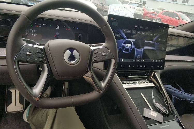 Used Denza Z9 2024 1100 km Four-Wheel Drive Max Version