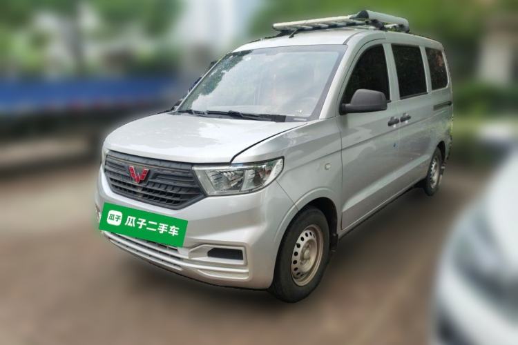 Used Wuling Hongguang V 2019 1.5L Jingqu Version China VI LAR
