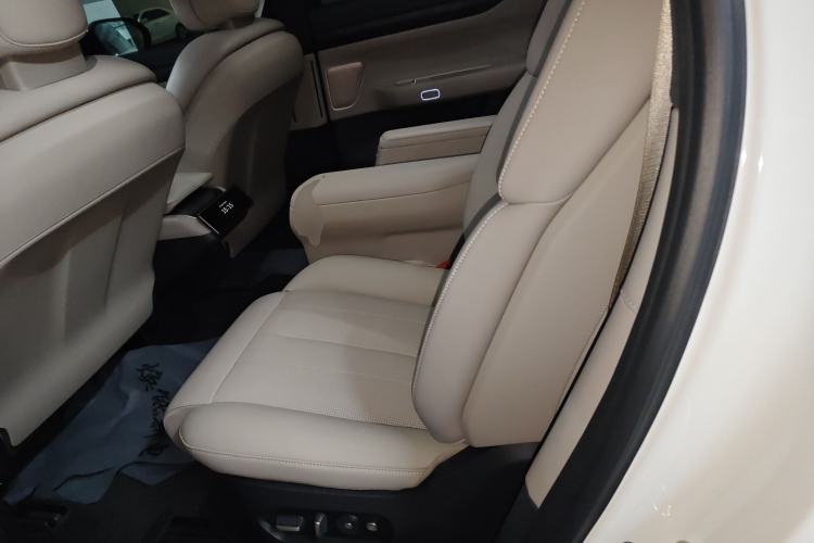 Used Nio ES8 2023 75 kWh Left Rear Seat