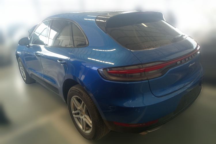 Used Porsche Macan 2018 Macan 2.0T Rear Left 45 Deg