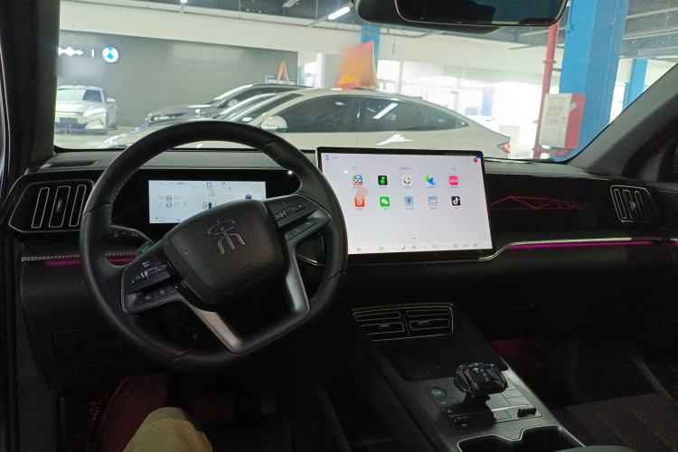 Used BYD Song Pro New Energy 2025 Second-Generation Intelligent Driving Version DM-i 115KM Excellence Edition Center Console