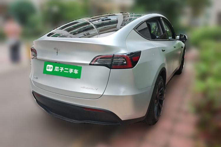 Used Tesla Model Y 2021 Standard Range Rear-Wheel Drive Version Rear Right 45 Deg