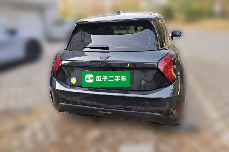 Used MINI Electric MINI COOPER 2024 452km COOPER SE Artist
