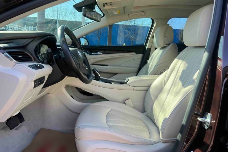 Used Buick LaCrosse 2022 Avenir Avia First Edition
