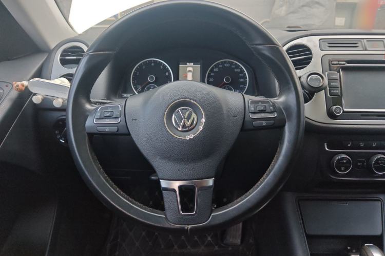 Used Volkswagen Tiguan 2013 1.8TSI Automatic Two-Wheel Drive Trend Edition Steering Wheel