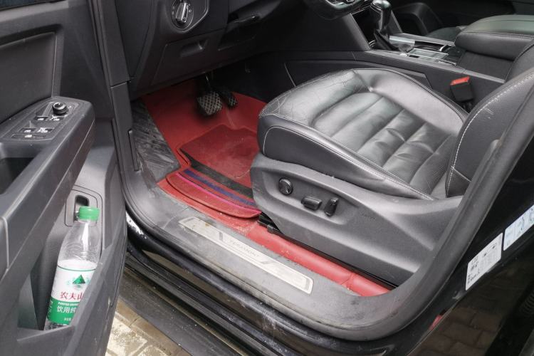 Used Volkswagen Teramont 2019 330TSI Two-Wheel-Drive Luxury Edition China VI Standard
