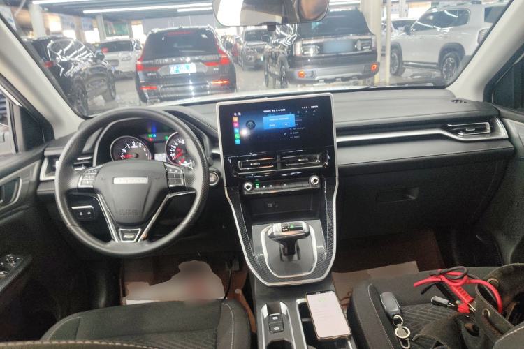Used Haval M6 2023 PLUS 1.5T DCT Elite Smart Connectivity Model Center Console