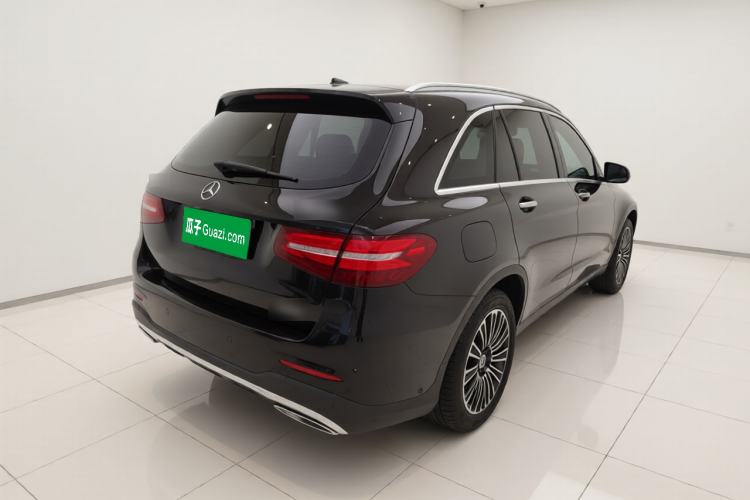 Used Mercedes-Benz GLC 2019 GLC 260 L 4MATIC Dynamic Model Rear Right 45 Deg