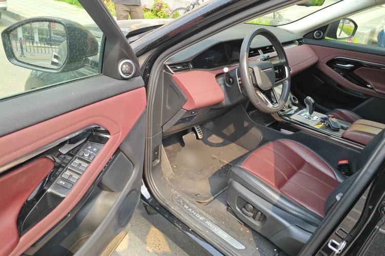 Used Land Rover Range Evoque 2023 Aurora L 249 PS Luxury Edition Driver Seat