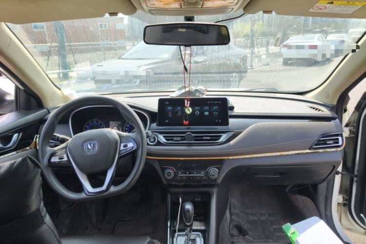 Used CHANGAN Eado DT 2018 1.6L Automatic Smart Enjoyment Model Center Console