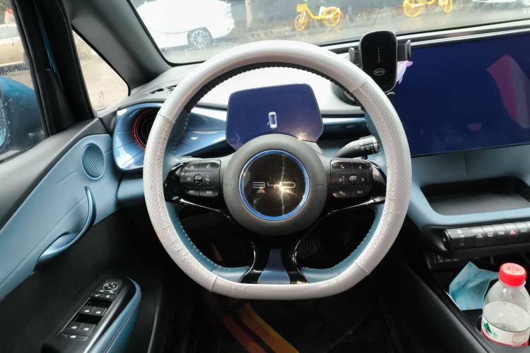 Used BYD Dolphin 2021 405 km Fashion Edition
