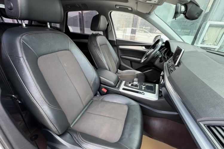 Used Audi Q5L 2018 40 TFSI Prestige Fashion Edition China V Interior 9