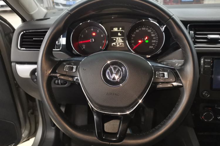 Used Volkswagen Sagitar 2017 1.6L Automatic Comfort Model
