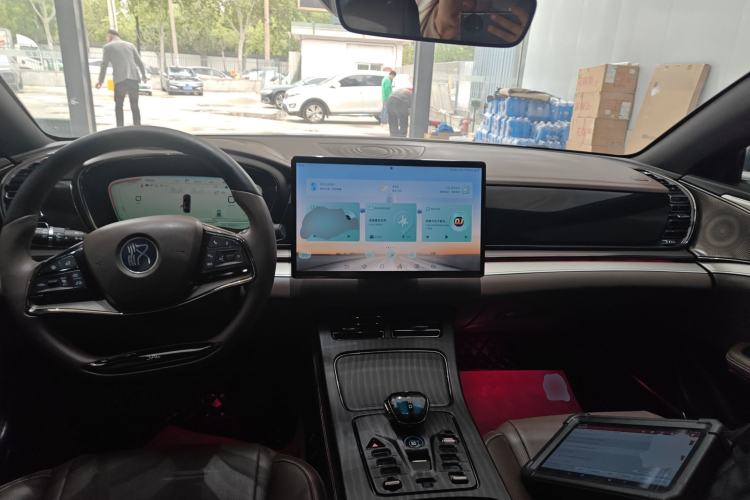 Used BYD Han 2023 DM-i Champion Edition 121KM Prestige Model