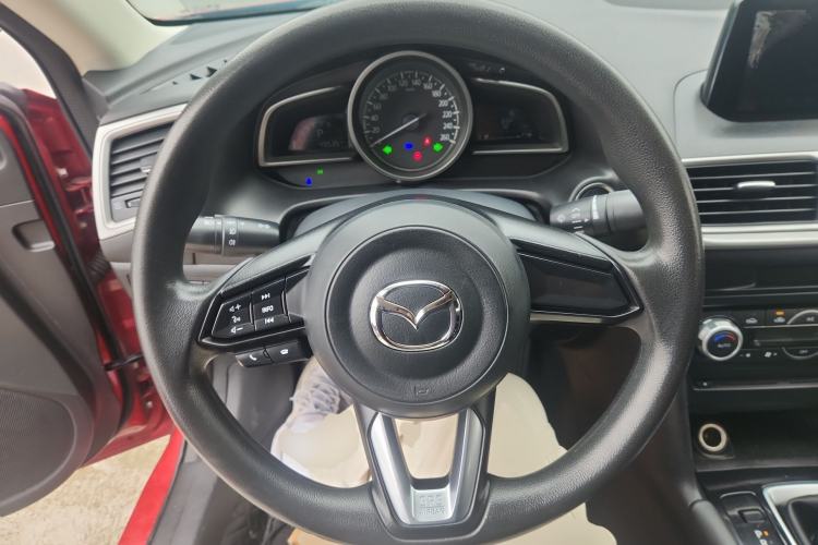 Used Mazda Mazda 3 Axela 2017 Sedan 1.5L Automatic Luxury Model China VI Standard
