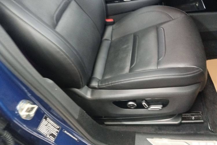 Used SERES SF5 2020 Four-Wheel Drive High-Performance Sports Edition
