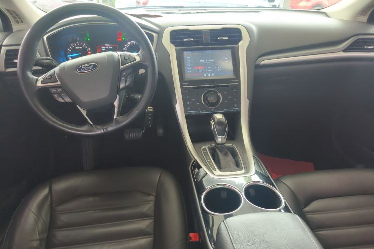 Used Ford Mondeo 2013 1.5L GTDi180 Fashion Edition Center Console