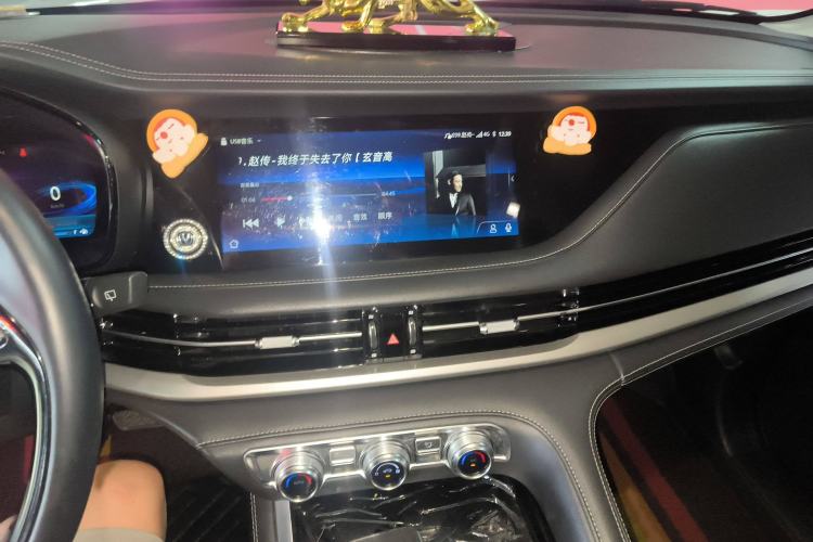 Used CHANGAN CS95 2019 2.0T Two-Wheel-Drive Luxury Version
