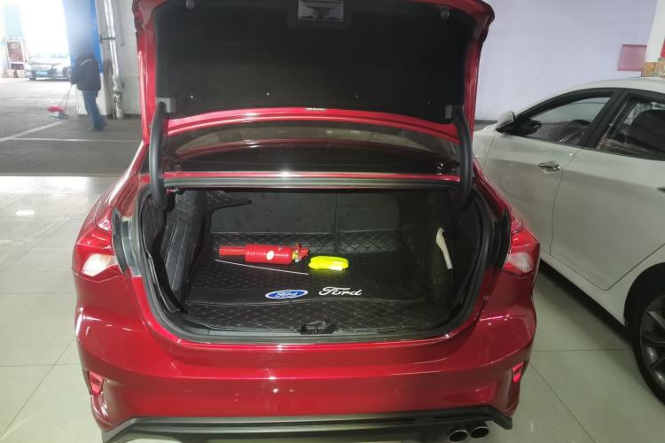 Used Ford Focus 2020 Sedan EcoBoost 180 Automatic Trend Edition