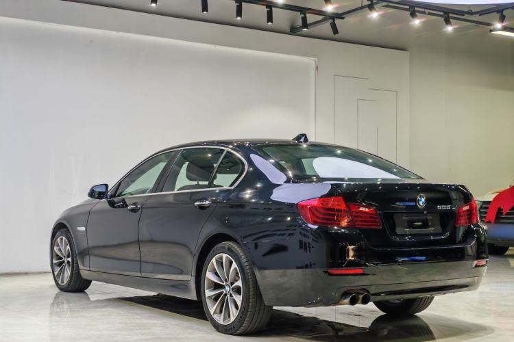 Used BMW 5 Series 2017 525Li Leading Model