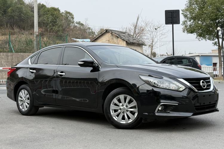 Used Nissan Teana 2018 2.0L XL Smart Upgrade Edition Exterior 2