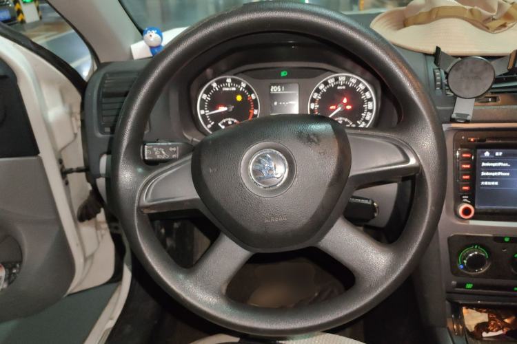 Used Skoda Octavia 2014 1.6L Manual Yijie Edition
