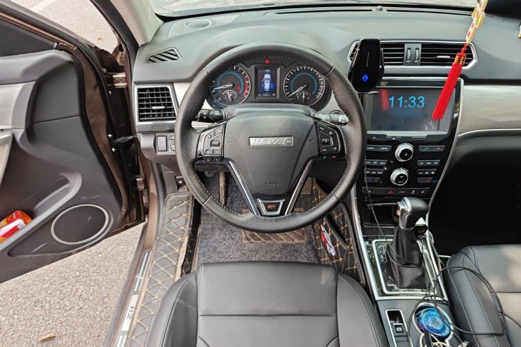 Used Haval H2 2017 Red-Label 1.5T Automatic Two-Wheel Drive Luxury Model