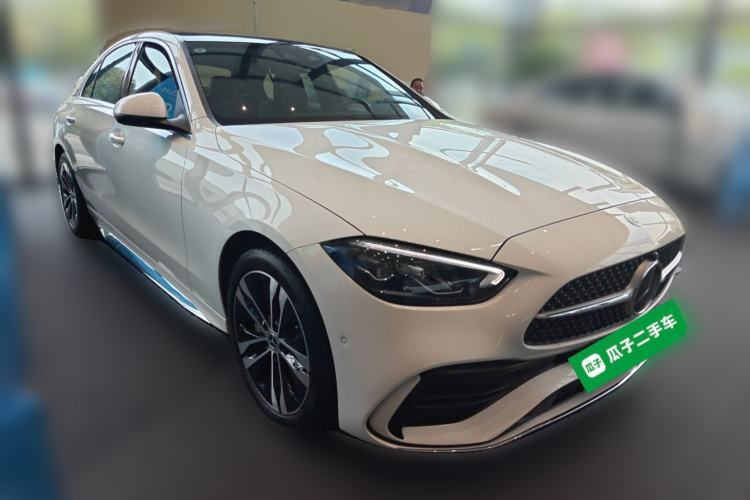 Used Mercedes-Benz C-Class New Energy 2025 C 350 eL Front Right 45 Deg