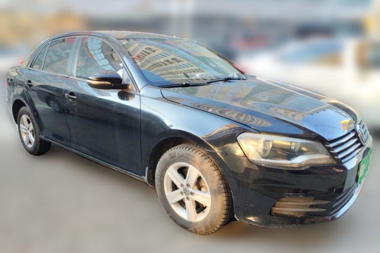 Used Volkswagen Bora 2013 1.6L Manual Fashion Edition Front Right 45 Deg