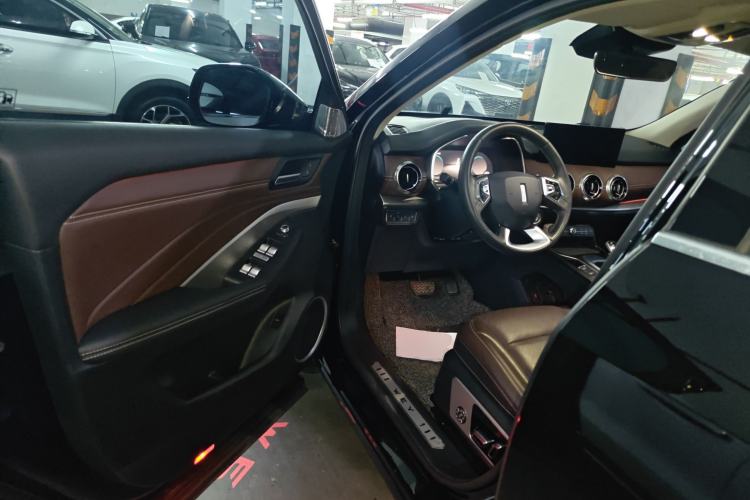 Used Wey VV6 2020 2.0T Two-Wheel Drive Smart Enjoyment+
