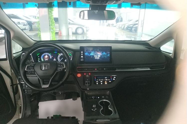 Used Honda Elysion 2022 2.0L eHEV Luxury Edition