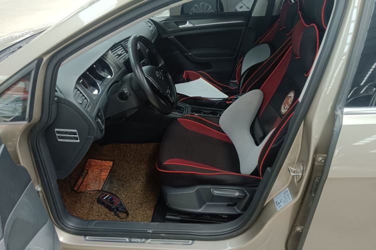 Used Volkswagen Golf 2016 1.6L Automatic Comfort Model Left Front Seat