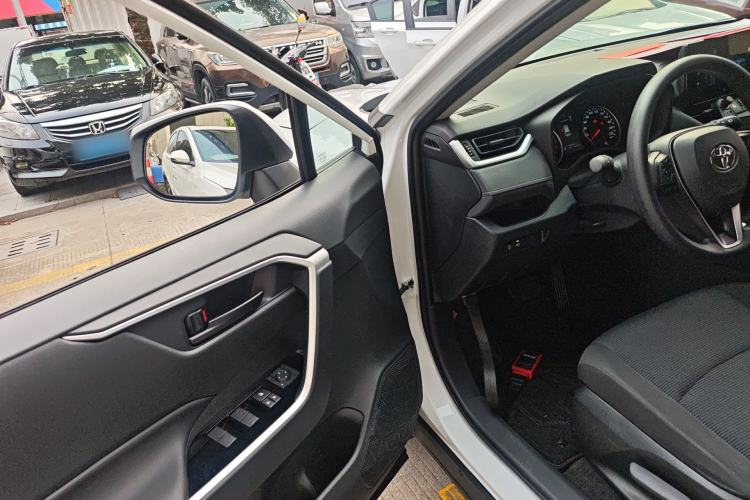 Used Toyota RAV4 2024 2.0L CVT Two-Wheel Drive Urban Edition