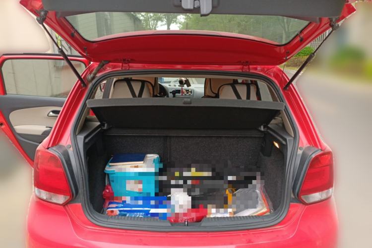 Used Volkswagen Polo 2011 1.6L Automatic ZhiShang Version Trunk