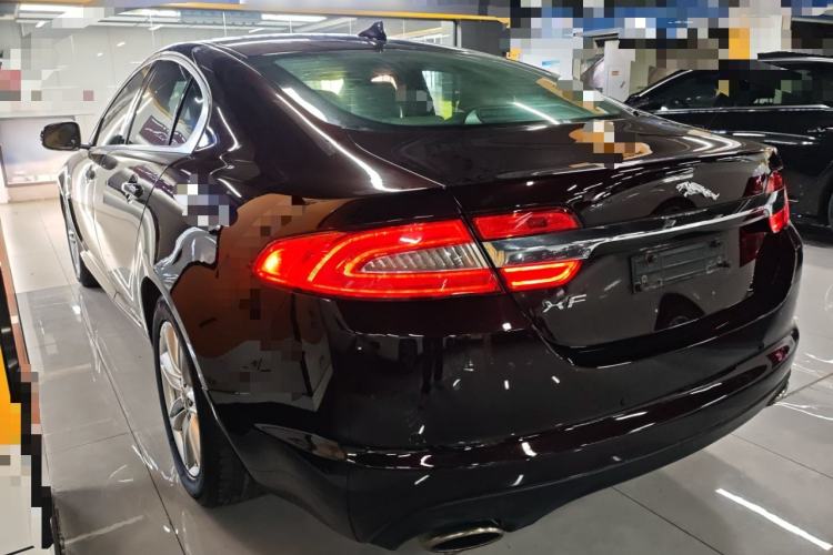 Used Jaguar XF 2013 XF 2.0T Luxury Edition Rear Left 45 Deg
