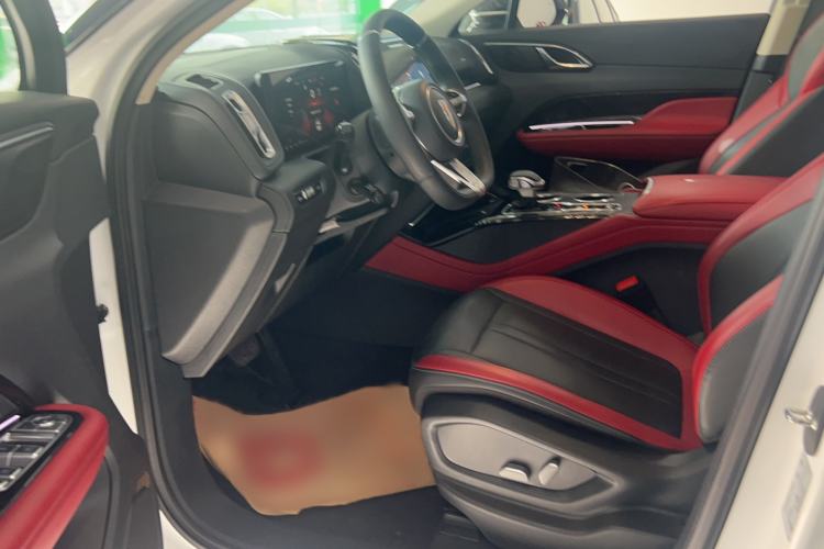 Used Hongqi HS3 2023 1.5T Two-Wheel Drive Shanwei Edition
