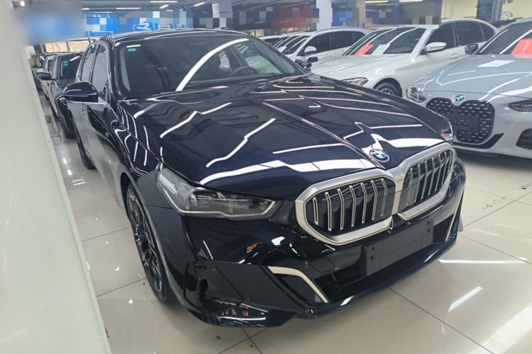 Used BMW 5 Series 2025 530Li Luxury Edition M Sport Package
