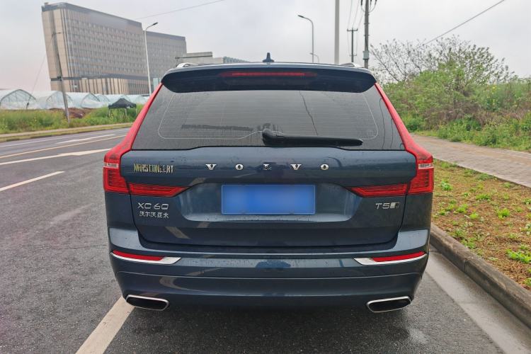 Used Volvo XC60 2020 T5 4x4 Smart Luxury Edition Exterior 4