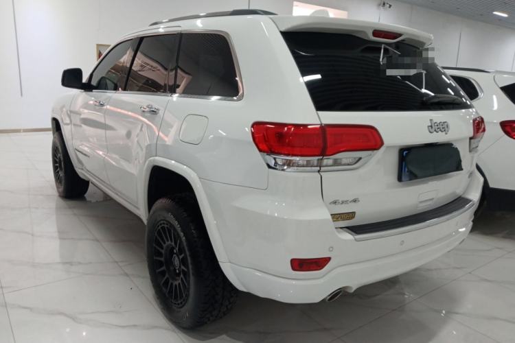 Used Jeep Grand Cherokee (Import) 2015 3.6L Luxury Navigation Edition
