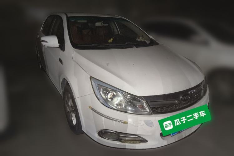 Used BYD Surui 2014 1.5TID Automatic Luxury Model
