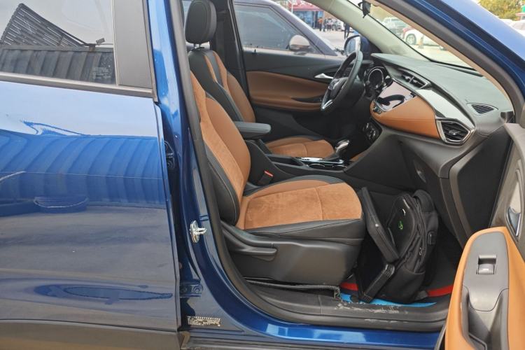 Used Buick Encore GX 2022 332T CVT Two-Wheel Drive Luxury Version
