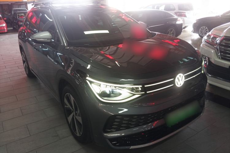 Used Volkswagen ID.6 X 2023 Pure Long-Range Version Front Right 45 Deg